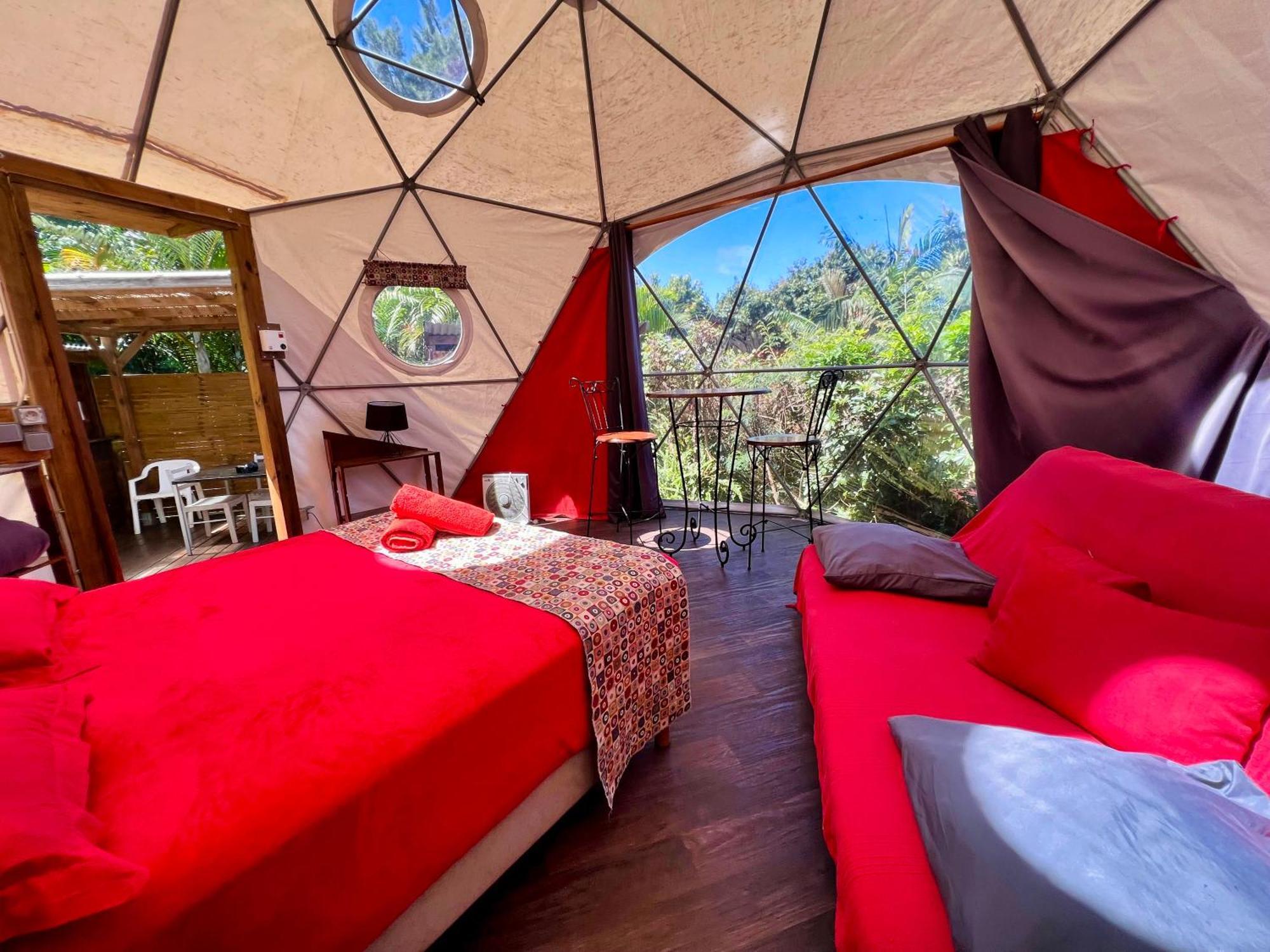 Bubble Dome Village แซ็ง-โฌเซฟ ภายนอก รูปภาพ